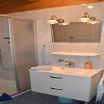 Apartment Schauer